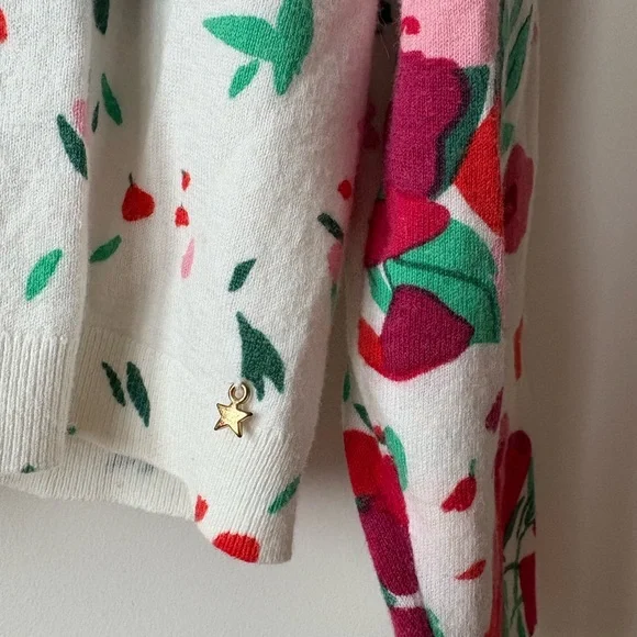 Floral V-Neck Cardigan - Picture 3 of 5